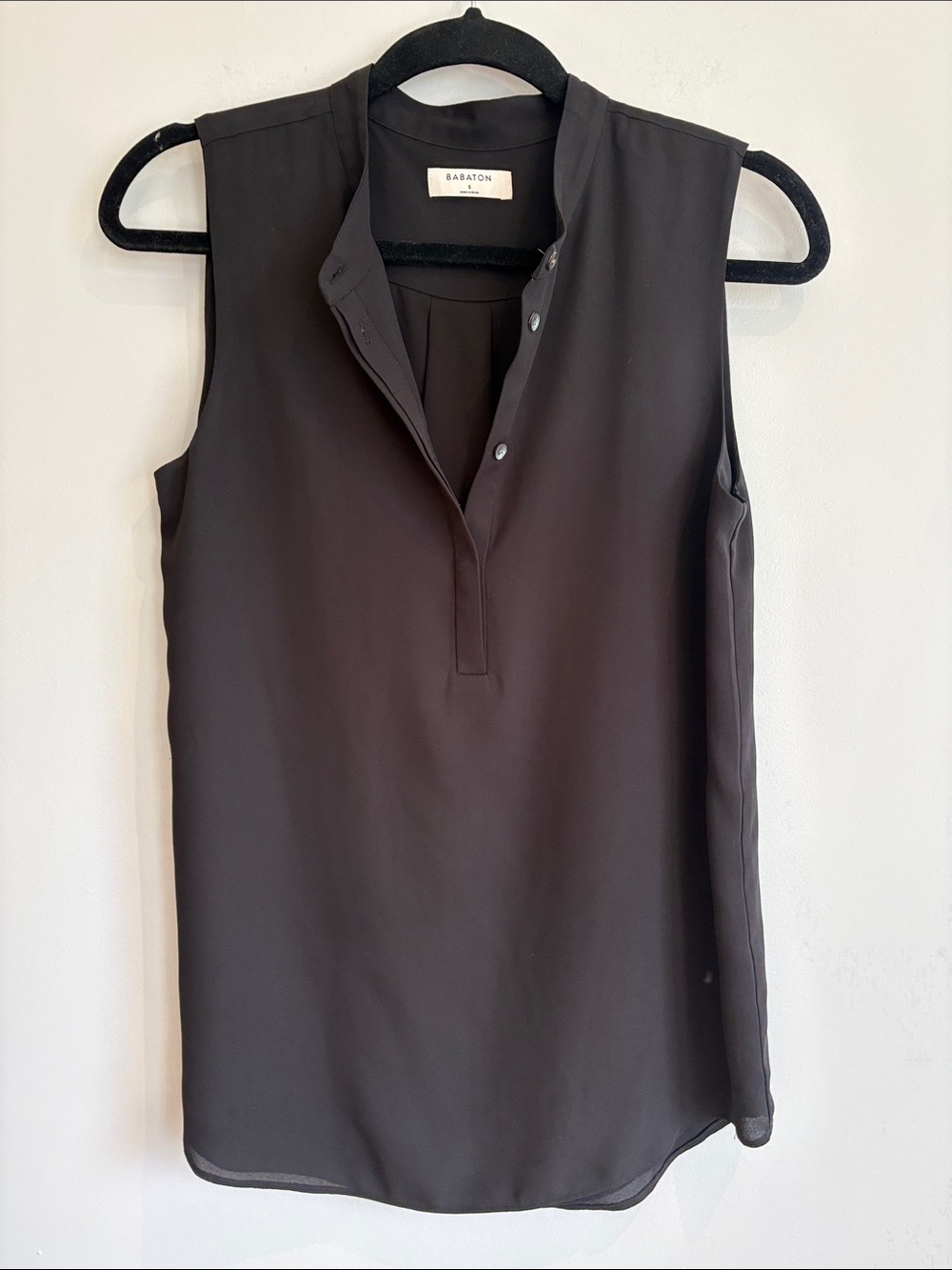 Babaton Black Sleeveless Split-Neck Camisole